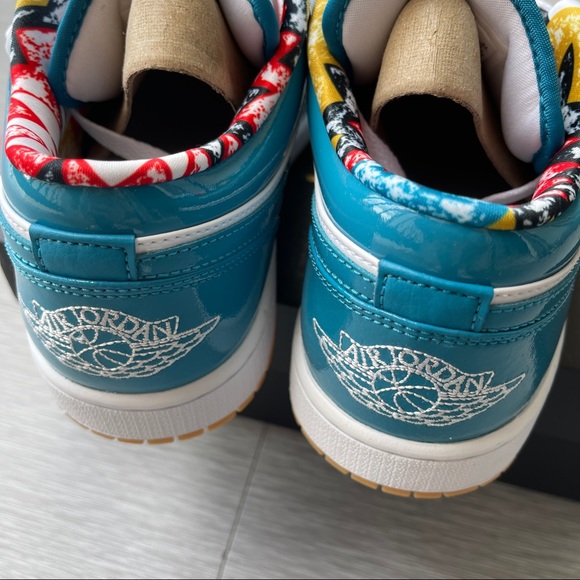 🤖Air Jordan 1 Low Cyber Teal🤖 - Picture 4 of 5